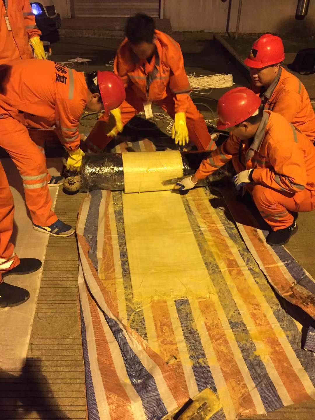 马尔康CIPP局部树脂固化法